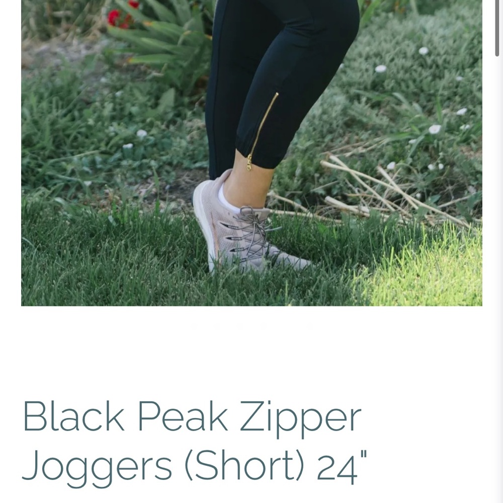 NWOT ZYIA Black Cropped Jogger - Picture 8 of 8